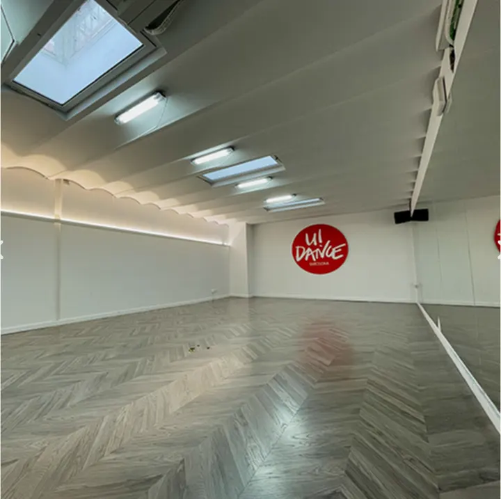 U!dance — baile-studio en Barcelona — 4