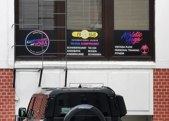 KAMPFKUNST UND YOGA.COM — yoga-studio in Hamburg — 5
