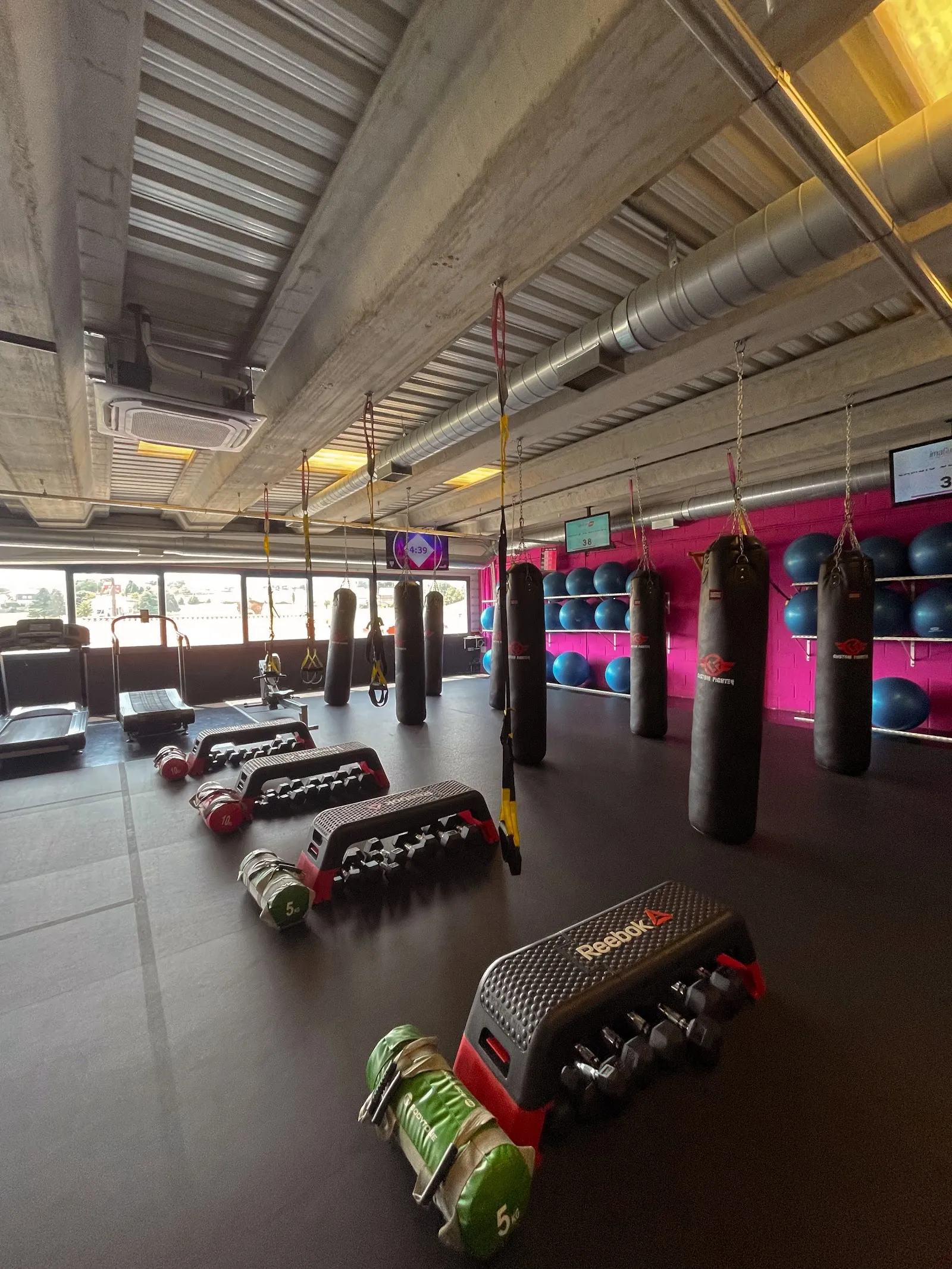 ImaGym Camargo-La Esprilla — estudio de fitness-studio en Igollo de Camargo — 3