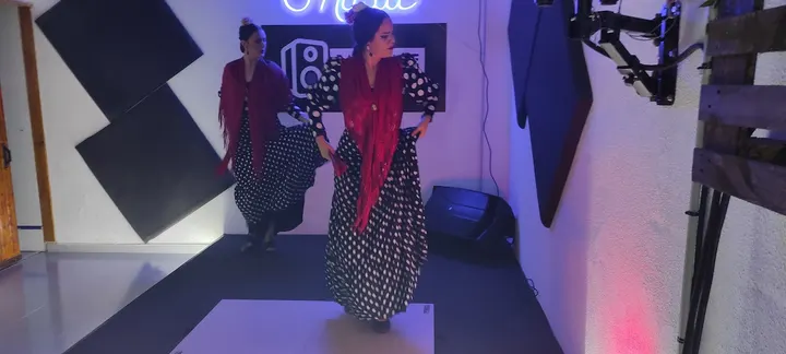 BACKSTAGE ACADEMY MALAGA — baile-studio en Málaga — 3