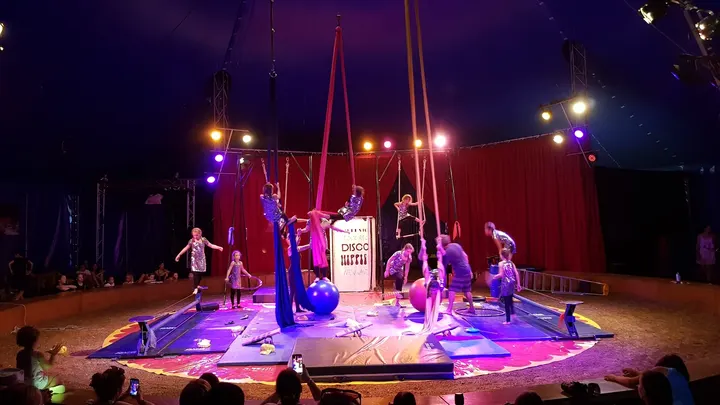 Esprit de cirque — arts aériens-studio à Néoules — 5