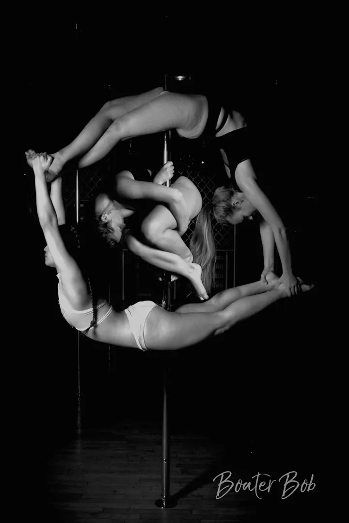 Club pole — pole fitness-studio in Galton Village, Smethwick — 3
