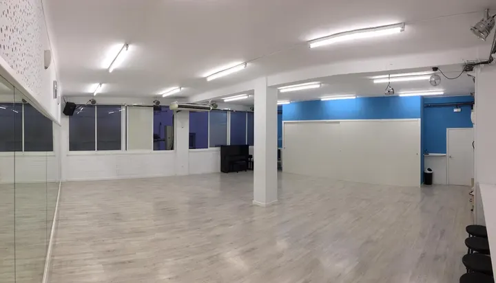 BALLuga't - Espai de Ball, Esport i Benestar — baile-studio en Castelldefels — 3