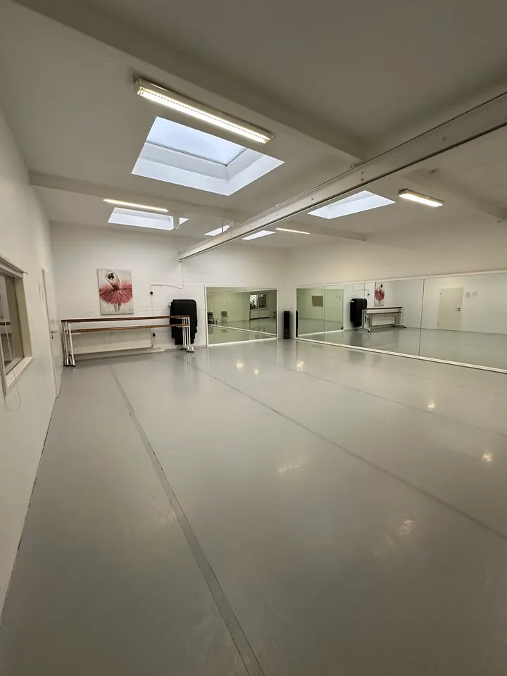 Westside Studio Für künstlerischen Tanz — tanz-studio in Mitte, Wiesbaden — 2