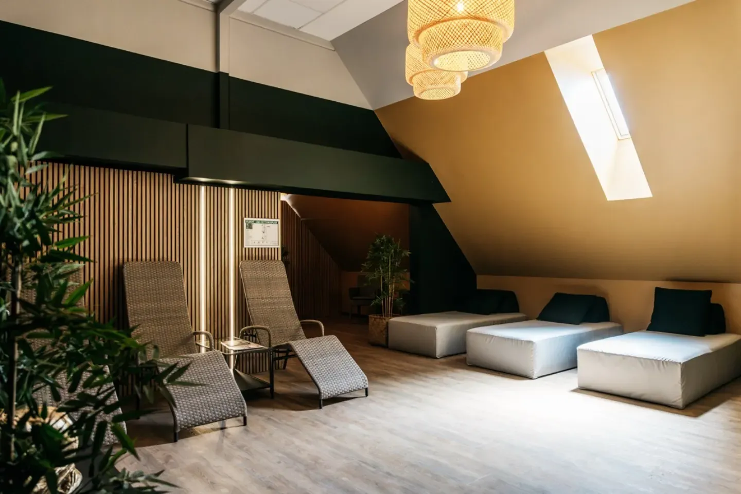 by linzenich - Köln Holweide — träningsstudio i Köln — 4