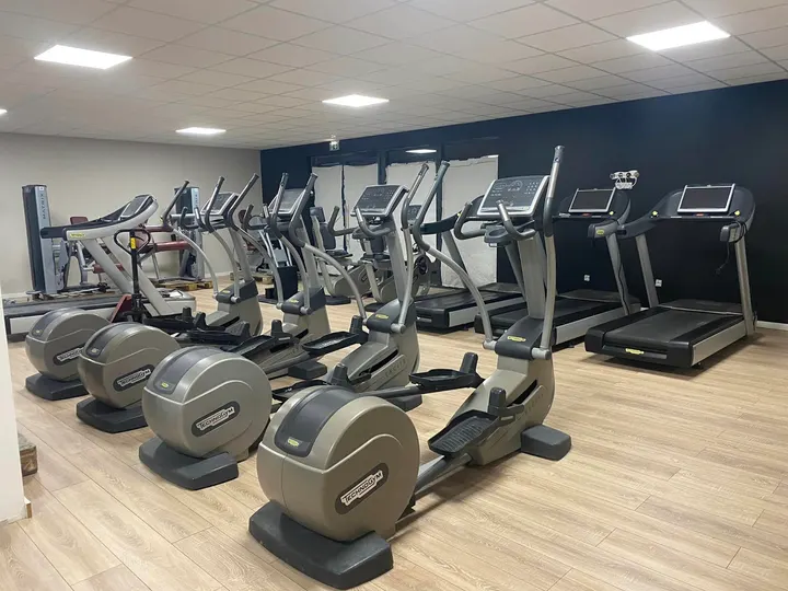 Le District — salle de fitness-studio à Quartier de la Joannade, Bourg-Saint-Andéol — 3