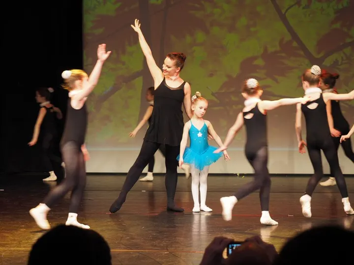 Schule des russischen Balletts in Dresden — Dance in Striesen-Ost, Dresden