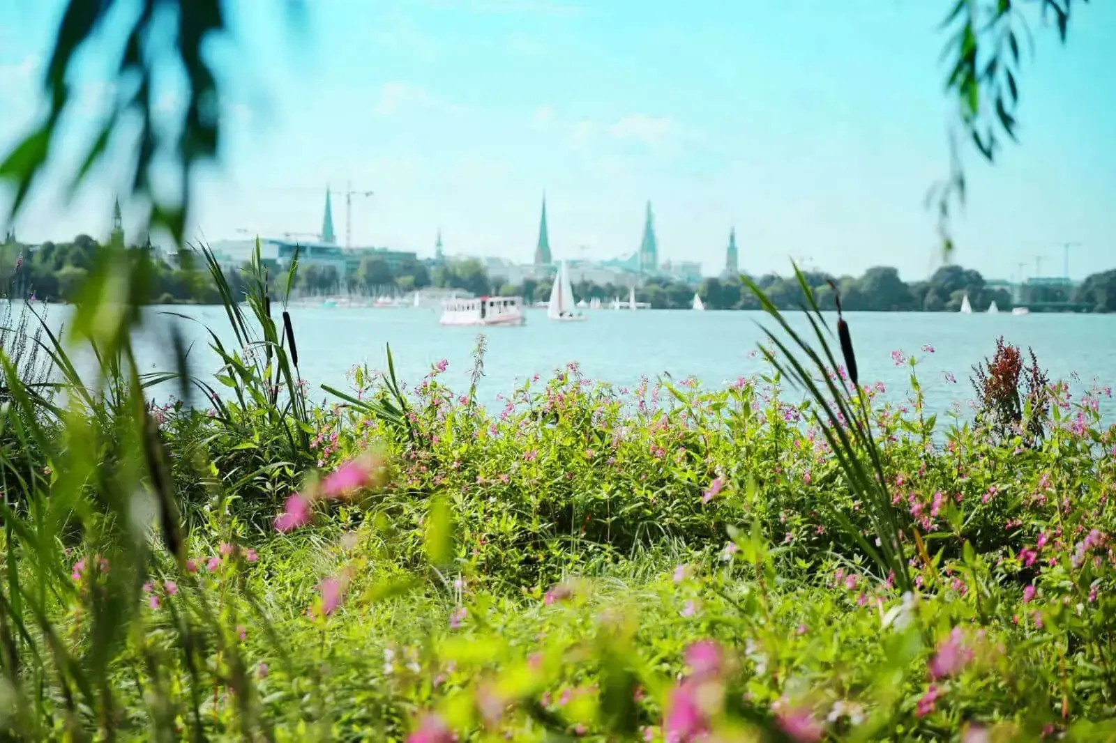 Outdoor Gym Hamburg - A7 Tunneldeckel — träningsstudio i Hamburg — 3