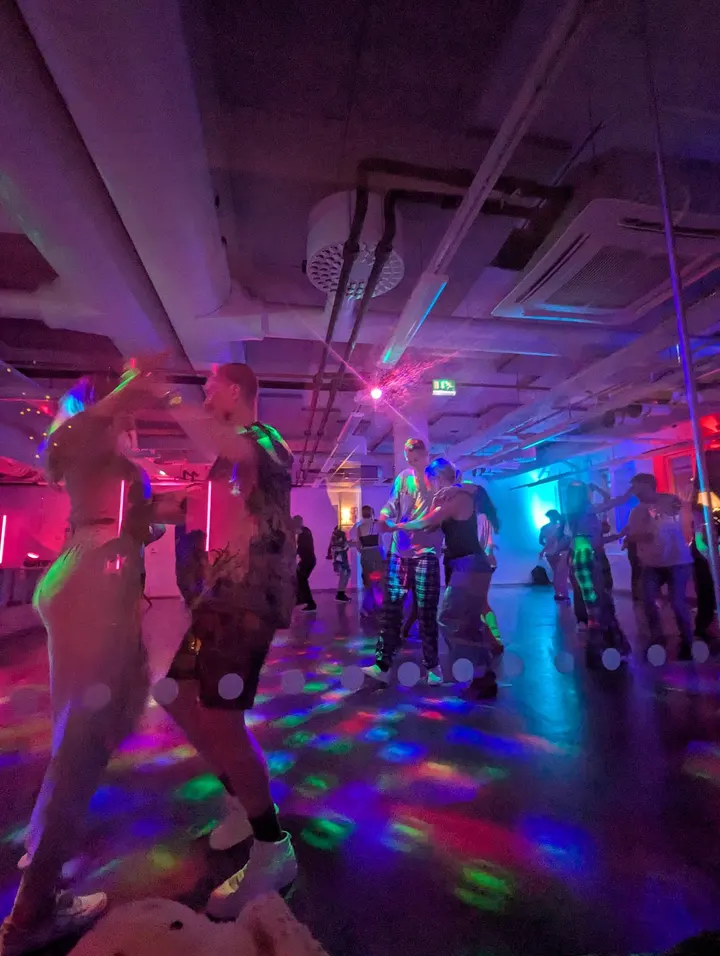 Tanssistudio Ritmos Latinos — tanssi-studio – Kamppi, Helsinki — 2