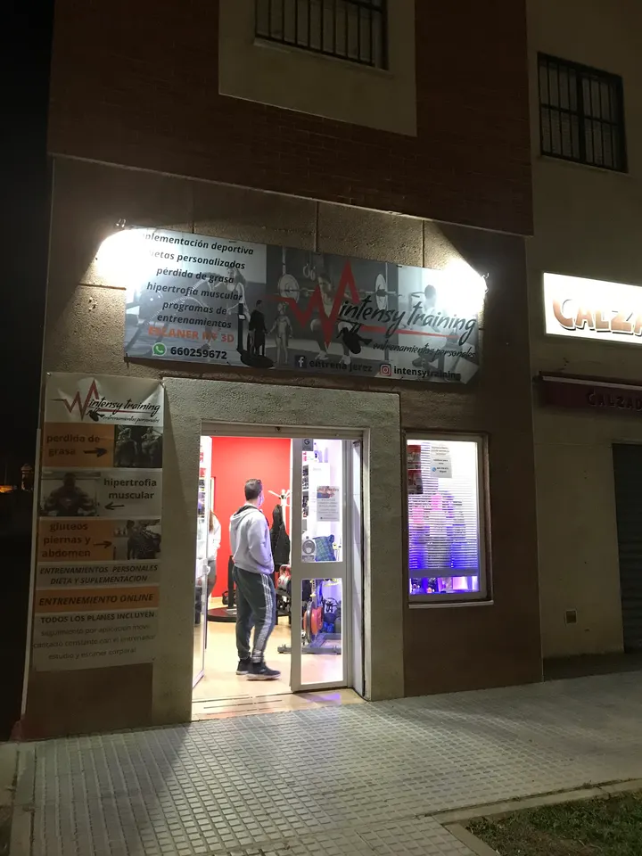 Intensytraining entrenamiento personal — entrenamiento personal-studio en La Milagrosa, Jerez de la Frontera — 2