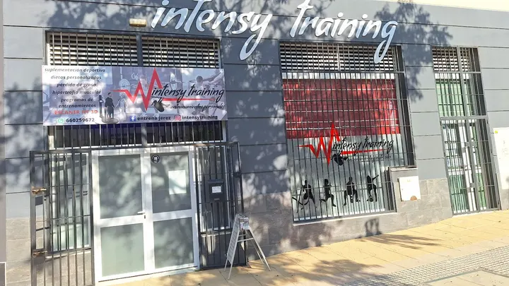 Intensytraining entrenamiento personal — entrenamiento personal-studio en La Milagrosa, Jerez de la Frontera — 3