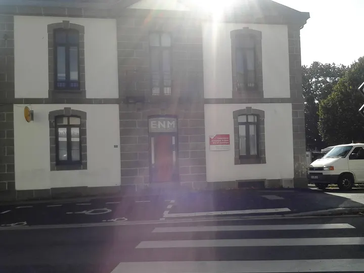 Maison Pour Tous de Saint-Pierre — Méditation à Poulléder, Brest