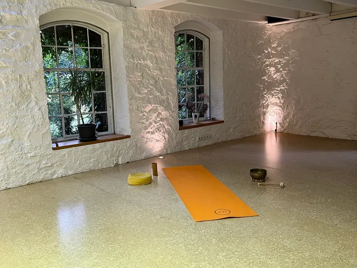 Caro Yoga Wuppertal — Yoga in Wald, Solingen