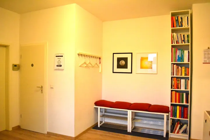 Nadine Sennewald Yogaunterricht — yoga-studio in Solingen — 5