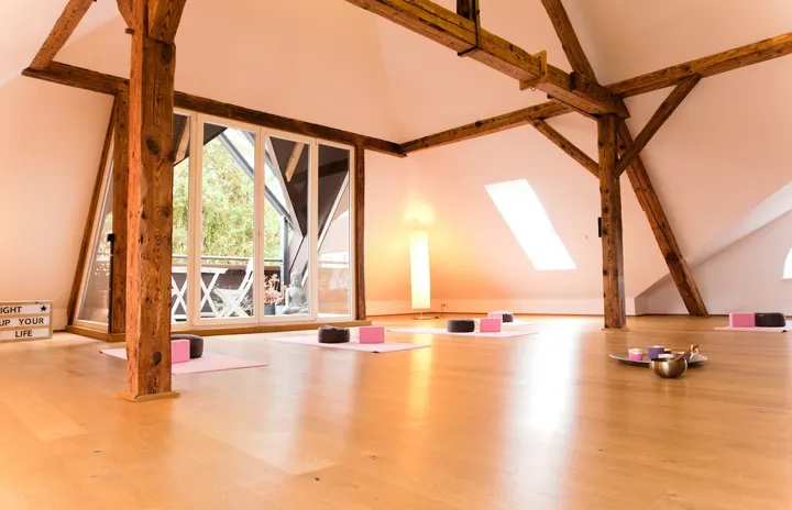 Lieblingszeit Entspannungstraining — yoga-studio in Mitte, Bielefeld — 3