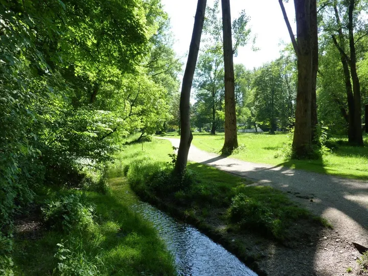 Yoga im Herzogpark — yoga-studio in Bogenhausen, München — 2