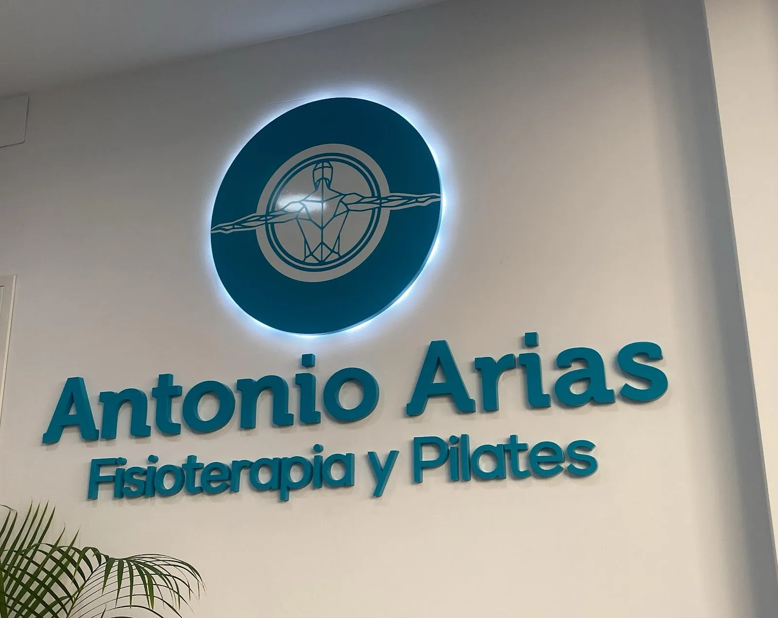 Fisioterapia y Pilates Antonio Arias — pilates-studio en Balcones del Mar, Estepona — 2