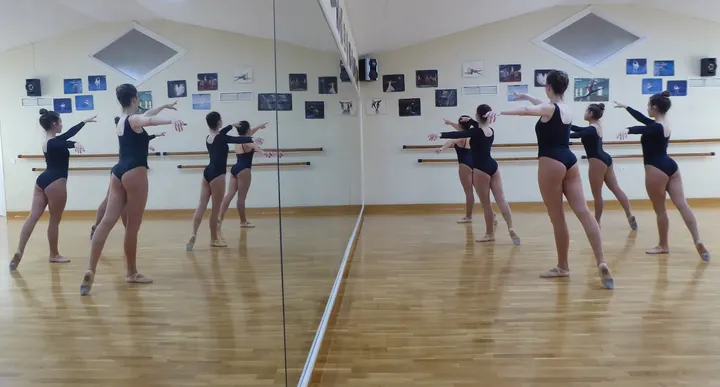 Academia De Danza María José Martínez — Baile en Molina de Segura, Molina de Segura