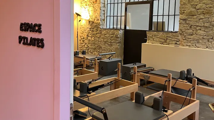 LŪM Social Club - Pilates, Yoga, Barre, Coffee Shop & Lunch — Reformer Pilates à Secteur 2, Grenoble