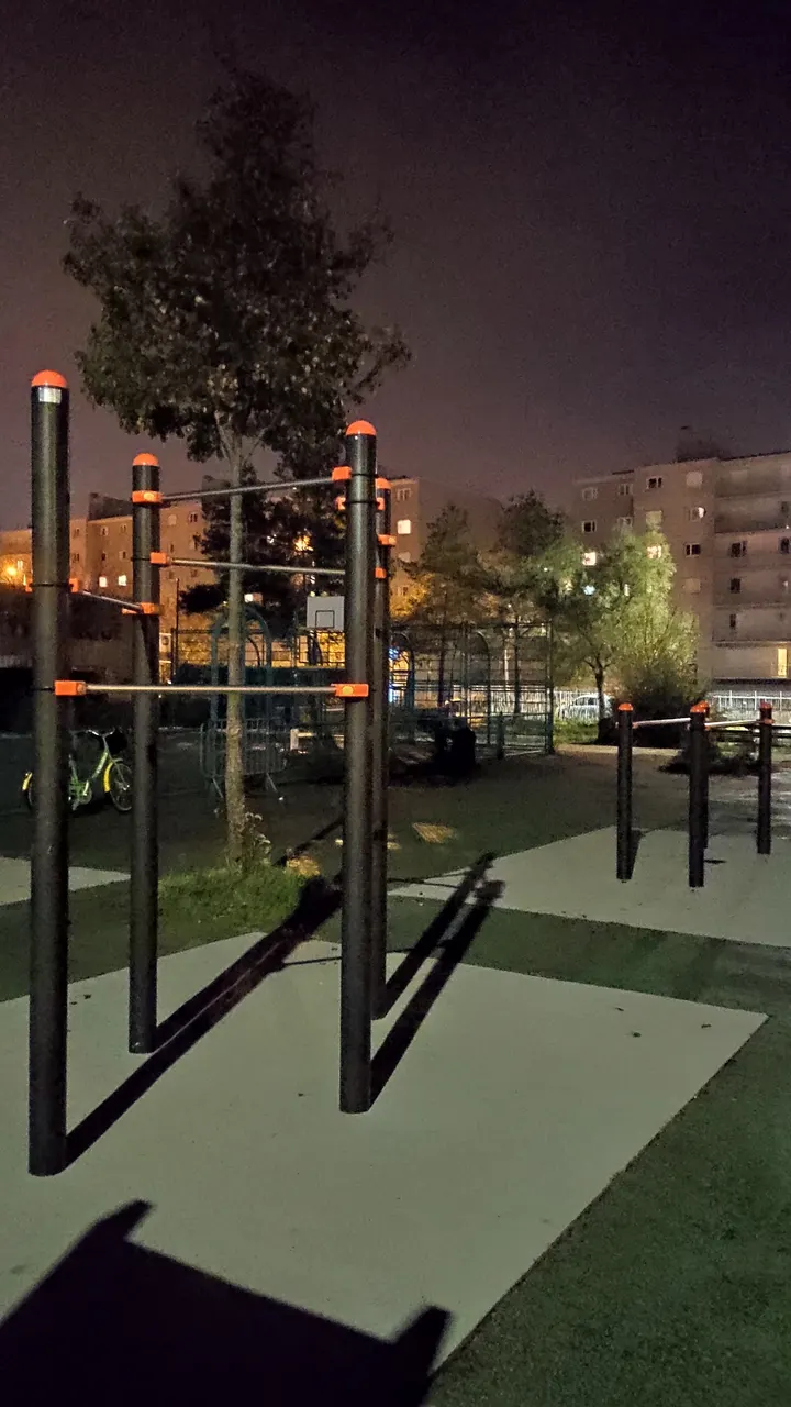 Parc Streetworkout — salle de fitness-studio au Havre — 3
