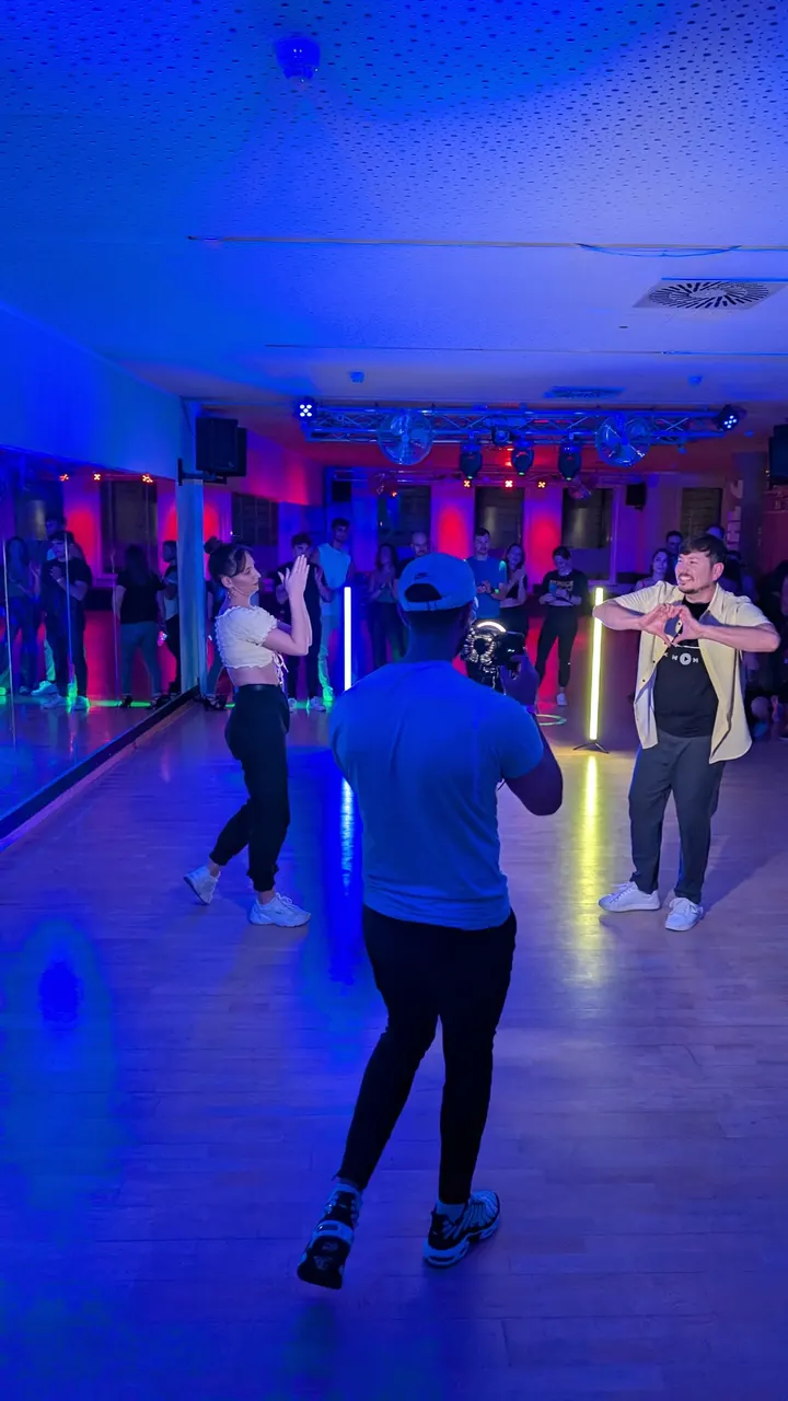 Bachata Sensual Nights by DJ Obi — tanz-studio in München — 3