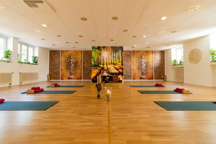 die glücksbringer — yoga-studio in Sanderau, Würzburg — 2