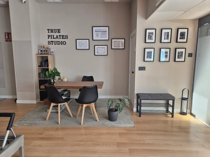 True Pilates Studio Sevilla — pilates-studio en Los Remedios, Sevilla — 2