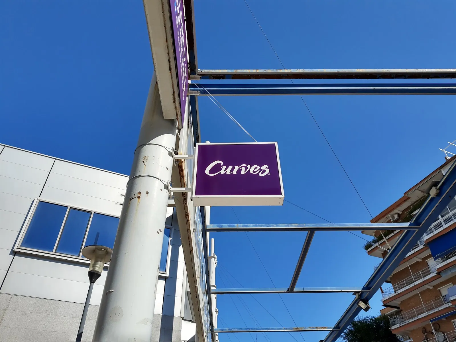 Curves Móstoles - Gimnasio para Mujeres en Madrid — estudio de fitness-studio en Móstoles — 5