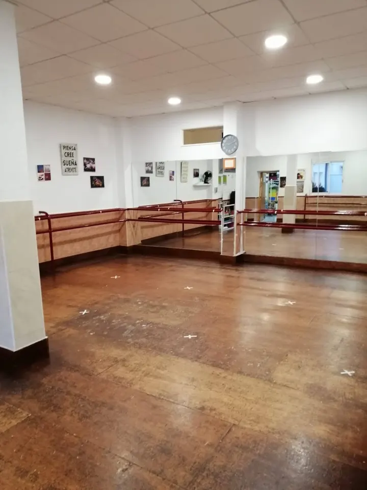 Escuela De Danza Florida — baile-studio en Alicante — 5