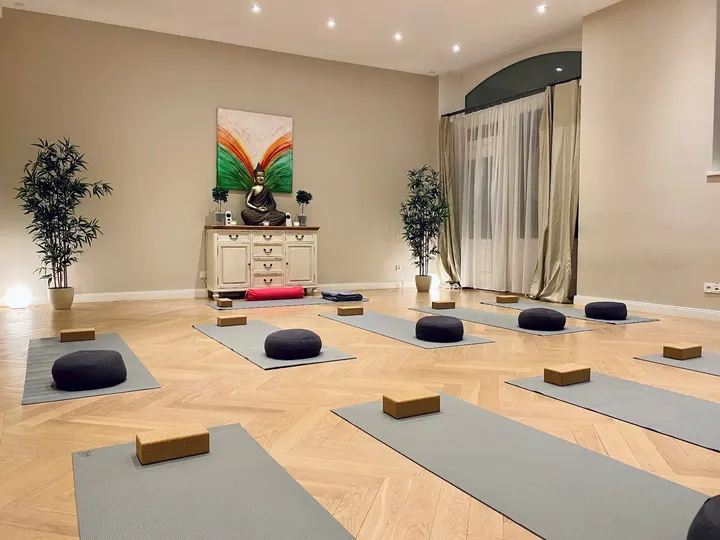 Soul Relief Dynamic Circular — yoga-studio in Sendling, München — 2