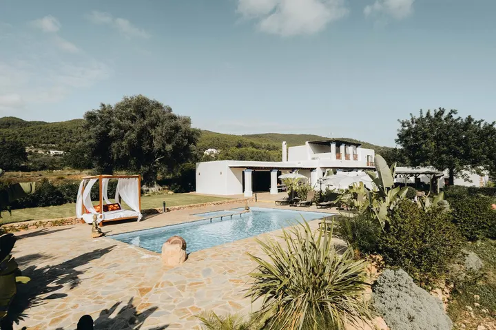 Yoga Weeks ( Can Andreuet) — Yoga en Santa Eulària des Riu