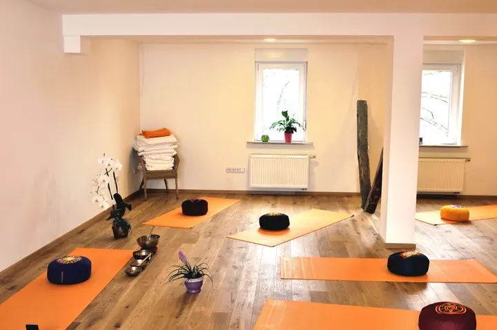 Yoga Samadhi Manuela Maurer — yoga-studio in Neuzenlache, Viernheim — 2
