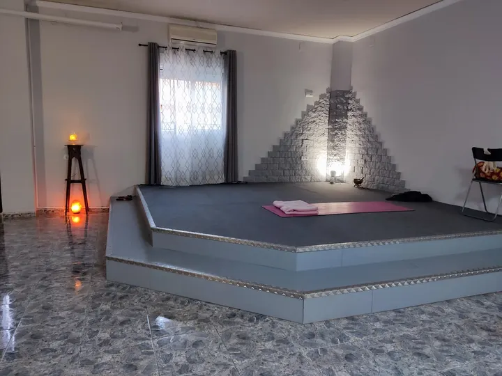 Yoga María Om Tare — yoga-studio en Alicante — 3