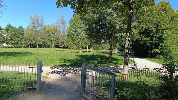 Bewegungsparcours Bichlhofweg — calisthenics-studio in Oberföhring, München — 3