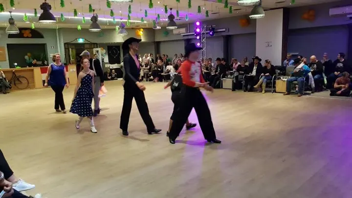 Dance StudioT2LD — dans-studio in De Elementen, Spijkenisse — 3