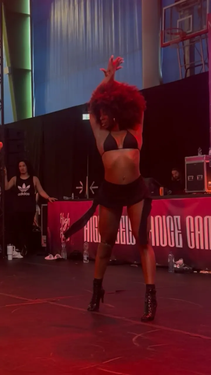 FoxxyRoxyyy — pole fitness-studio in Amsterdam — 4