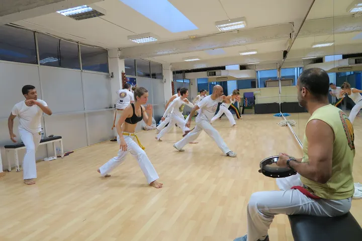 Capoeira Senzala Barcelona — artes marciales-studio en Nou Barris, Barcelona — 2