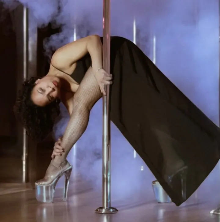The Flow Room by Hillary. — pole fitness-studio i Svenljunga — 6