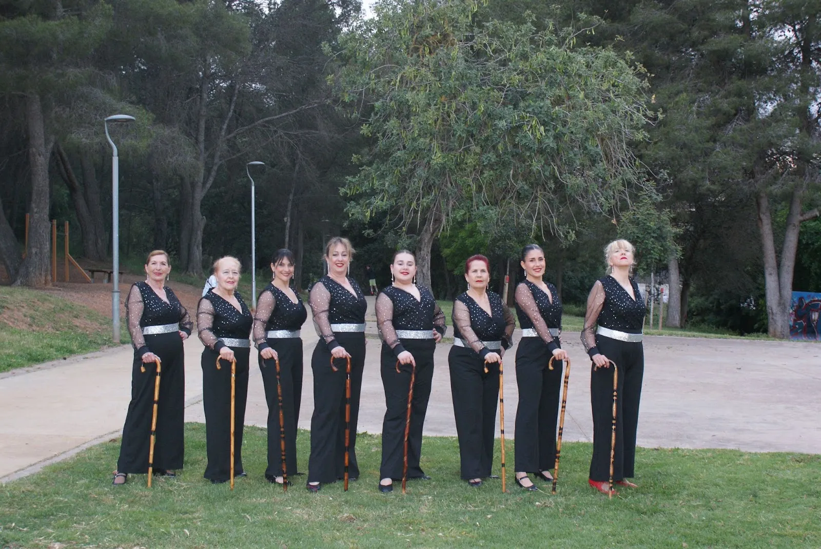 Nuzha Danza Oriental & Centre La Rosa Dels Vents — baile-studio en Gavà — 3