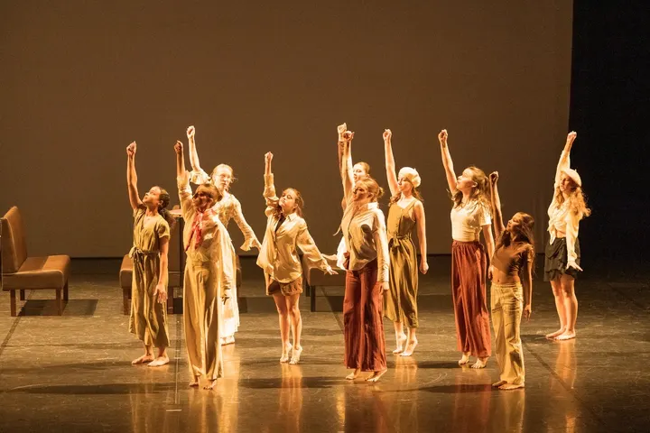 PRO-VIE-DANSE — danse-studio à Lyon — 5