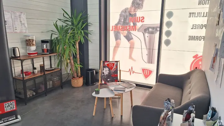 Iron Bodyfit D'éléctrostimulation — salle de fitness-studio à Duisans — 3