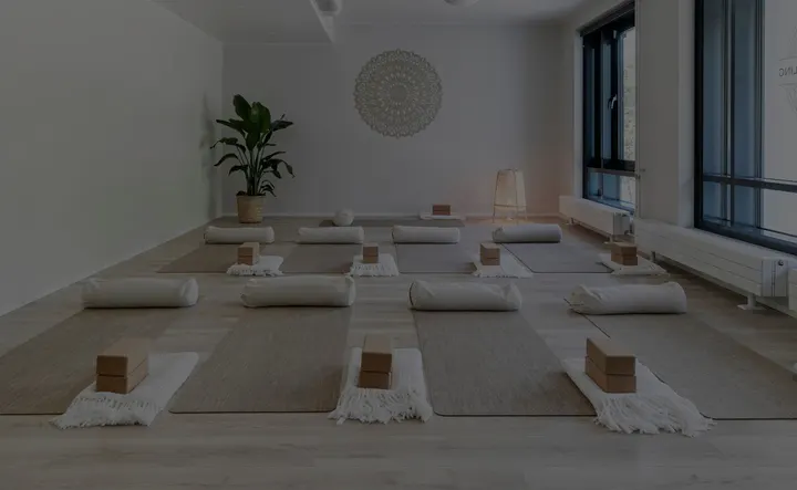 Yoga & soundhealing — yoga-studio i Gäddvik, Espoo