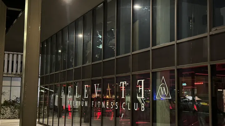 Elevate Premium Bassins — salle de fitness-studio à Bordeaux — 5