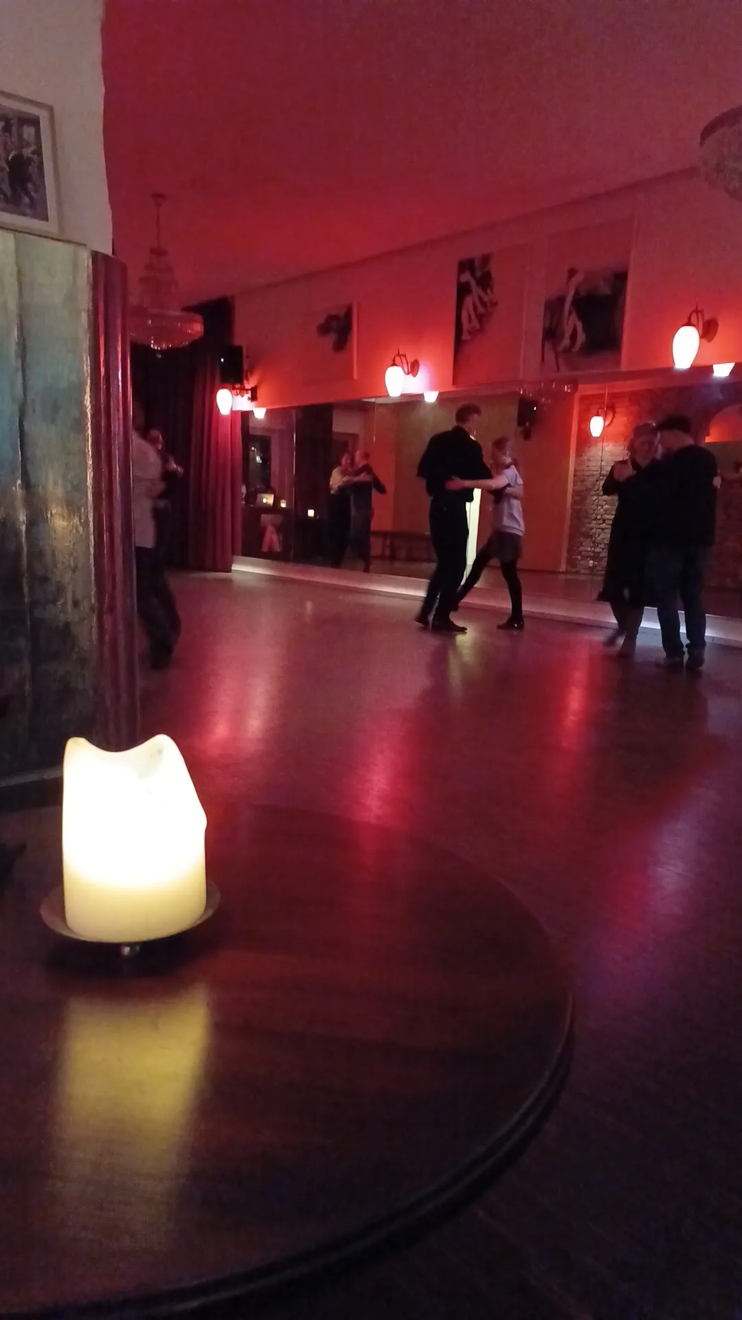 Tango El Beso — tanz-studio in Josef, Münster — 2