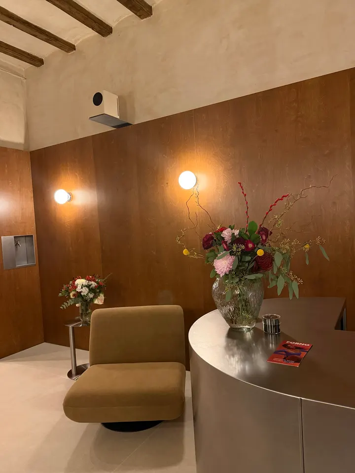 FORNO STUDIO — Hot Yoga en l'Eixample, Barcelona