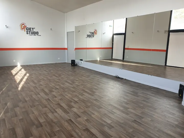 Giet'studio Danse — Danse à Monmousseau - Vérollot, Ivry-sur-Seine