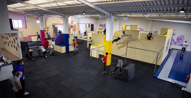 La Nave Parkour Academy — gymnastik-studio i Puente de Vallecas, Madrid — bild 2