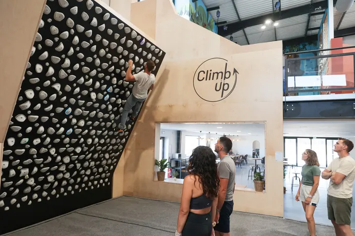 Climb Up Istres — escalade-studio à Istres — 5