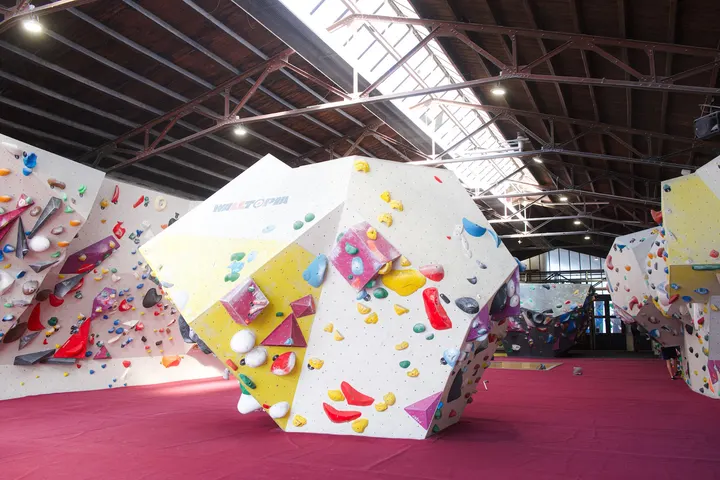 einstein - Klettern in der Boulderhalle Ulm — Climbing in Weststadt, Ulm