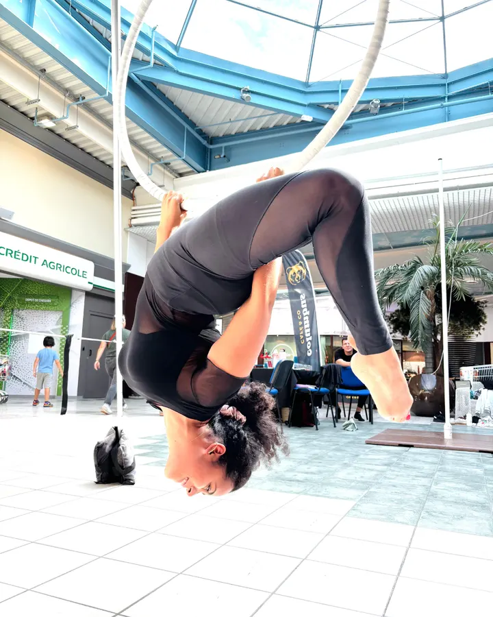 Acrobatik Dance Pole Clermont — pole fitness-studio à Riom — 3
